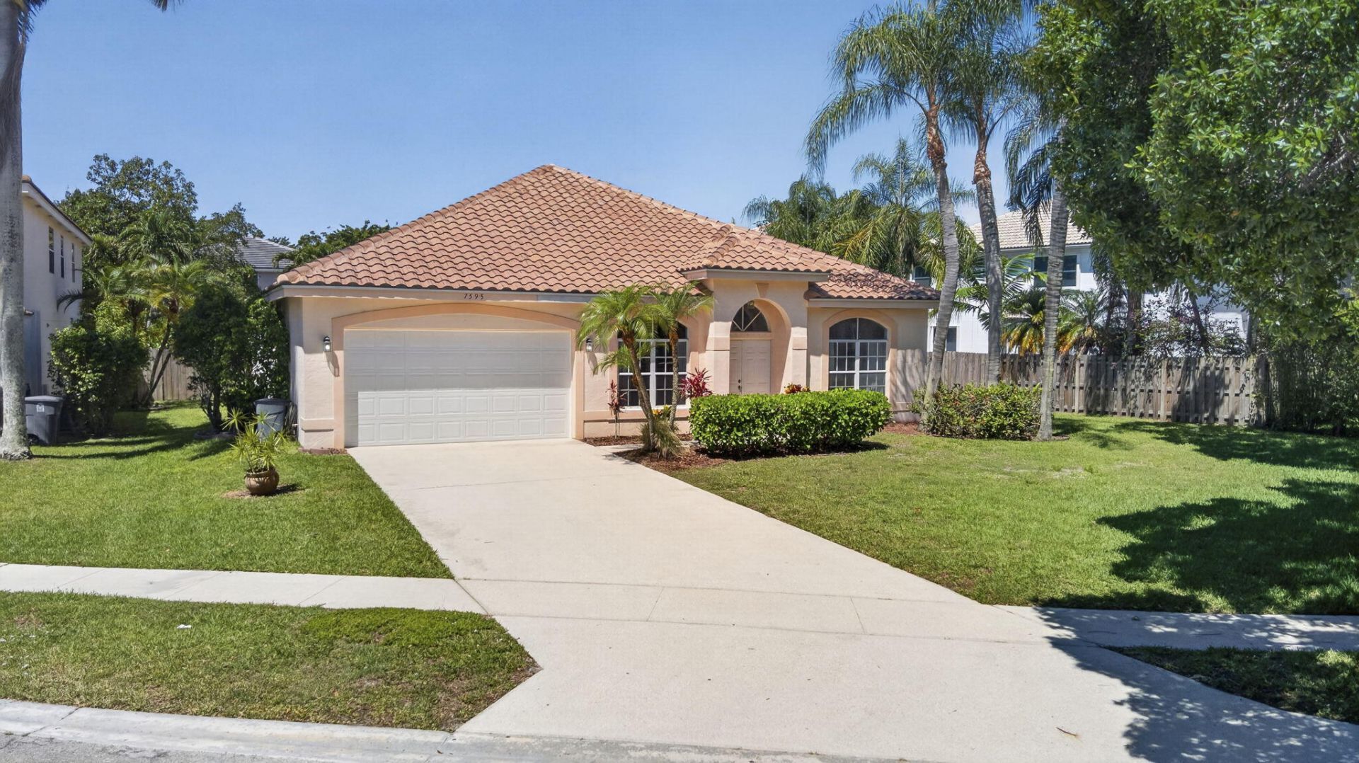 7595 Hollington Place, Greenacres, FL 33467 Photo