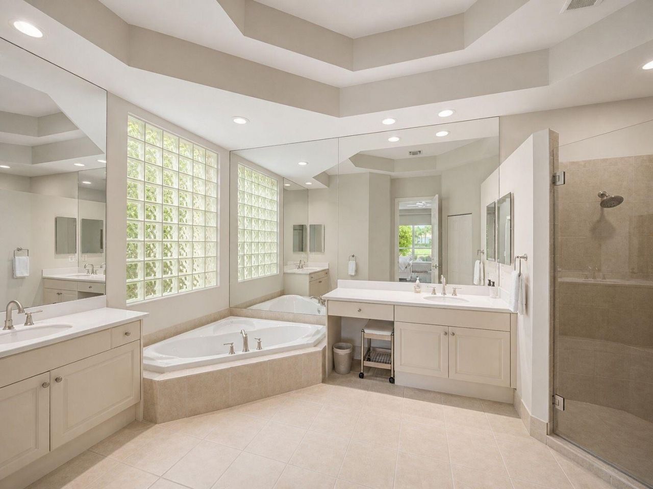 76 Laguna Drive, Palm Beach Gardens, FL 33418 Photo