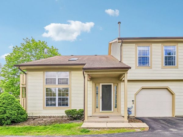 281 Whitewood Drive , Streamwood, IL 60107