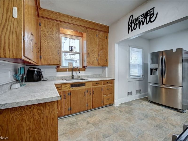 710 Roslyn Avenue SW, Canton, OH 44710 Photo 11