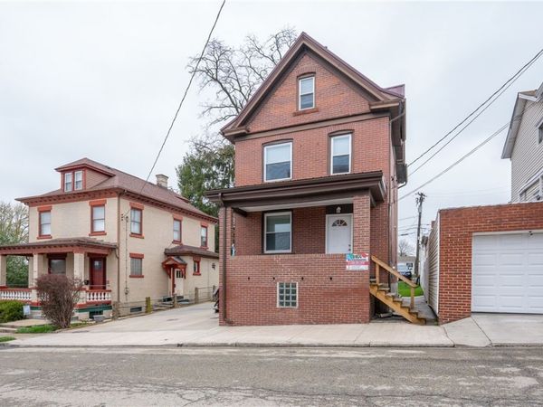 447 Steck St , Greensburg, PA 15601