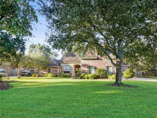 1068 WHITETAIL Drive, Mandeville, LA 70448
