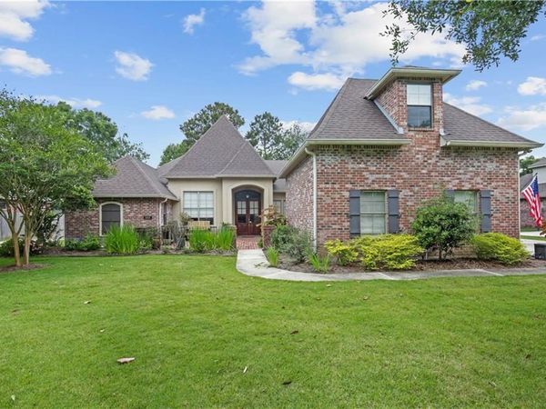 1068 WHITETAIL Drive, Mandeville, LA 70448