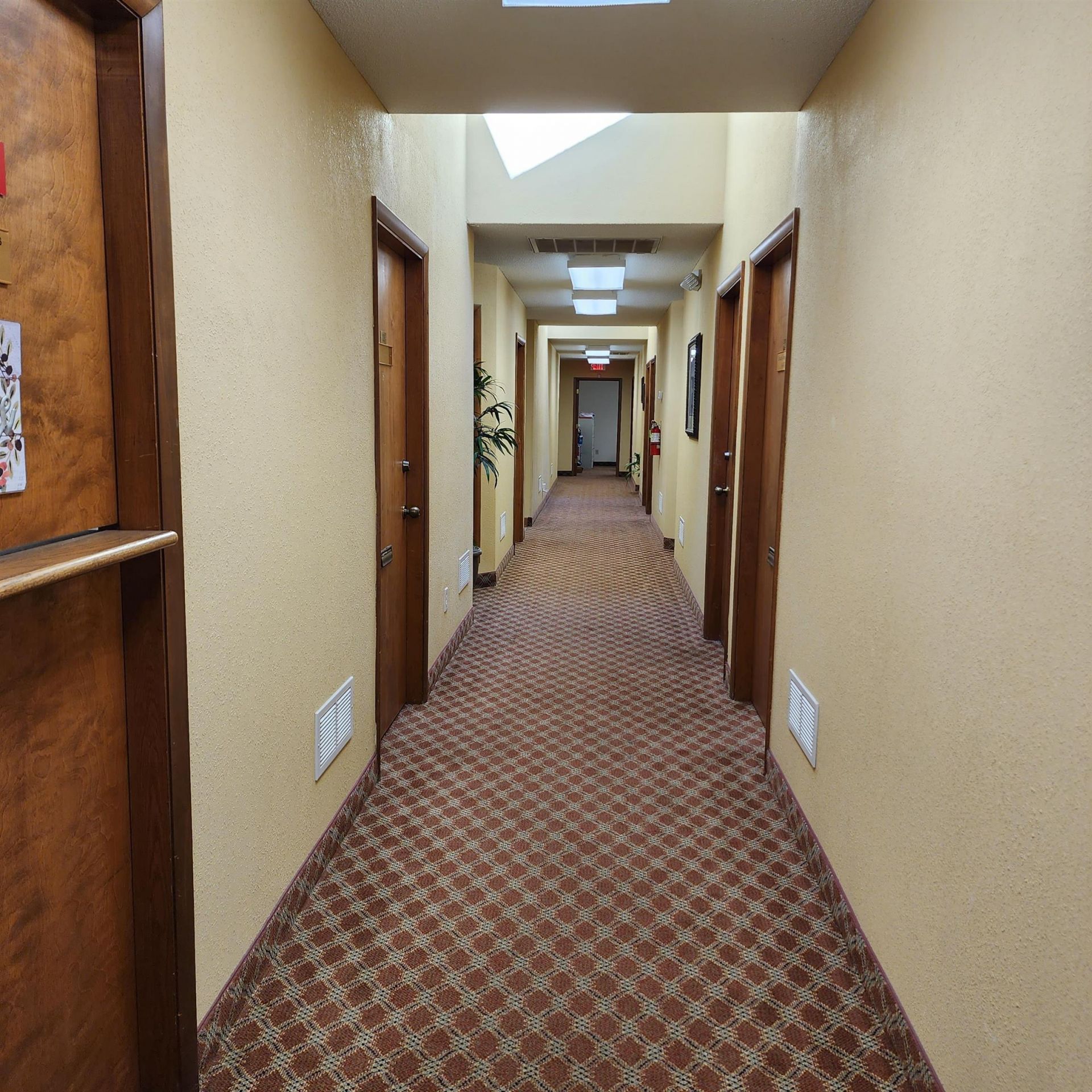 1012 NW 16th Ave. Photo 5