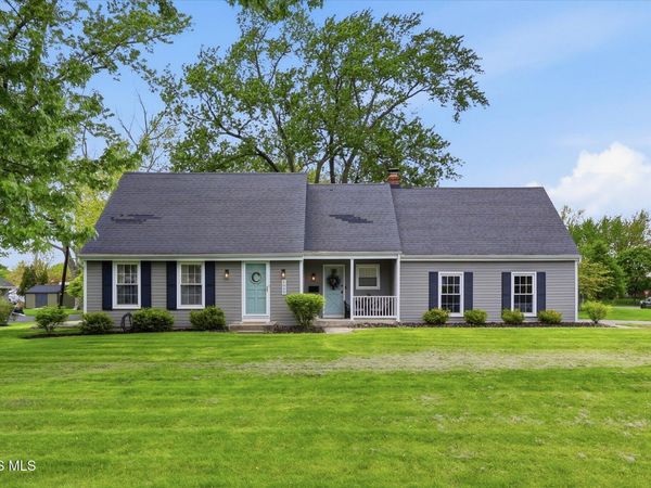 5809 Wakefield Drive, Sylvania, OH 43560