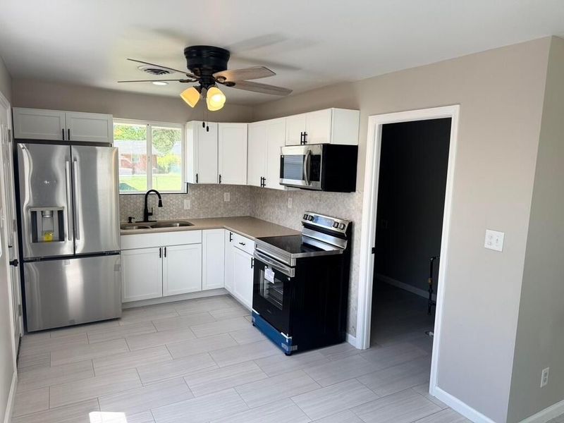 1283 Dellwood Avenue , Columbus, OH 43227 Photo 6
