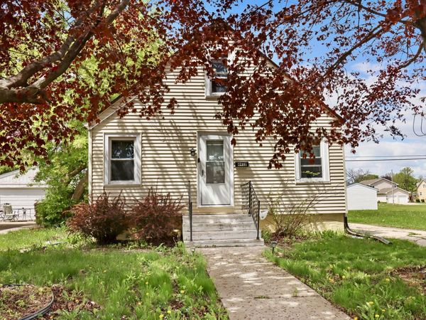 4412 28th Ave, Kenosha, WI 53140