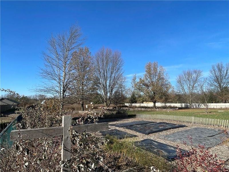 5037 Mud Run Road, Bath Township, OH 45387 Photo 15