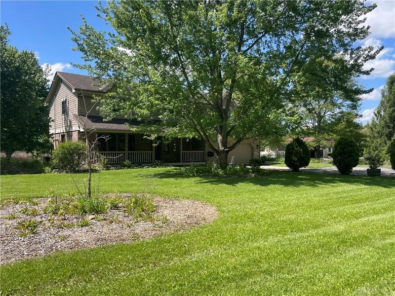5037 Mud Run Road, Bath Township, OH 45387 Photo 2