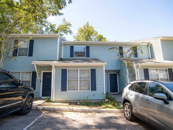 2186 N Timberwood Circle, Tallahassee, FL 32304