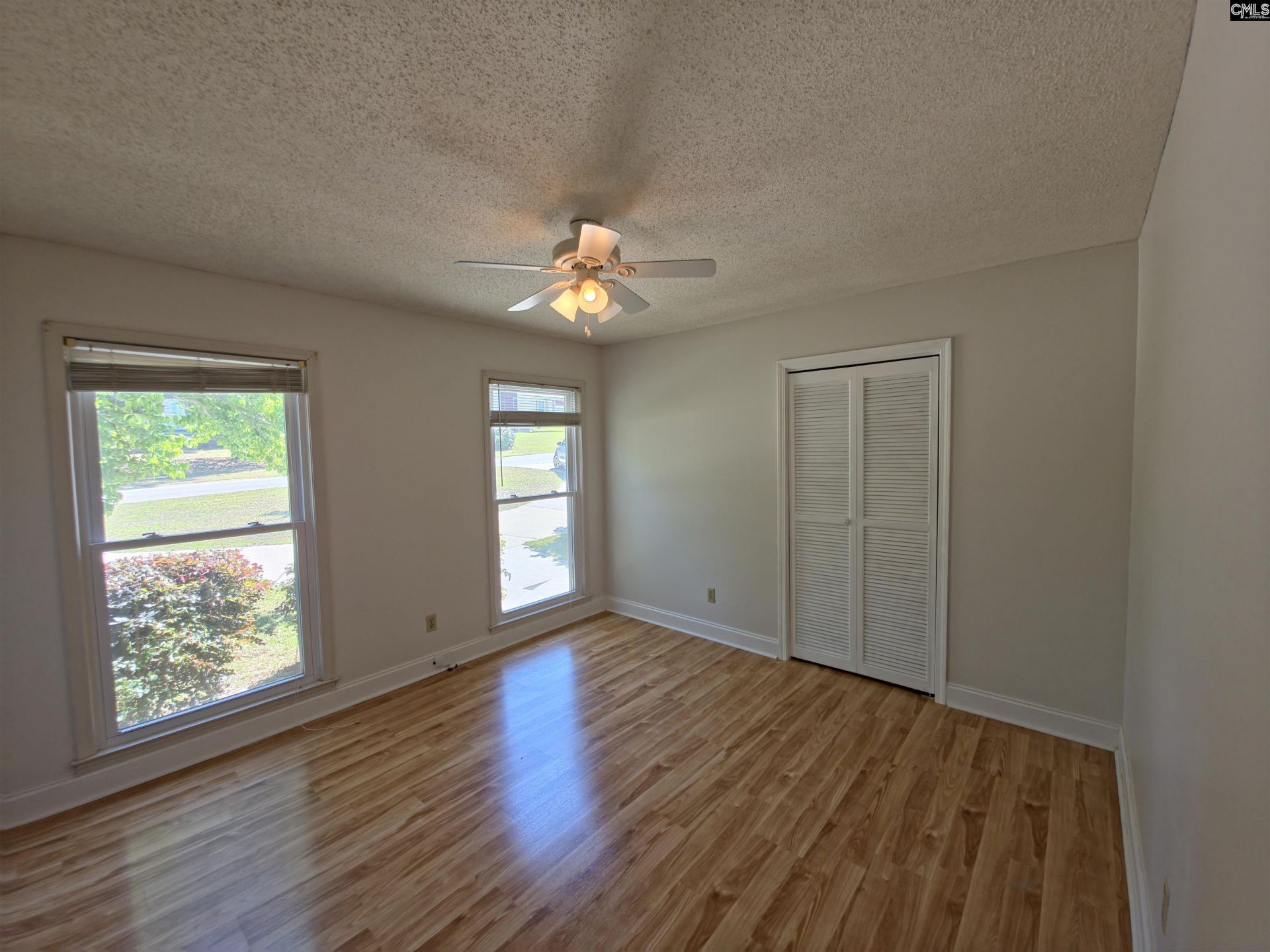 120 Inway Drive Photo 17