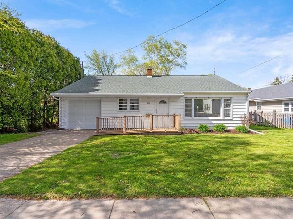 310 Nevada Avenue, Oshkosh, WI 54901