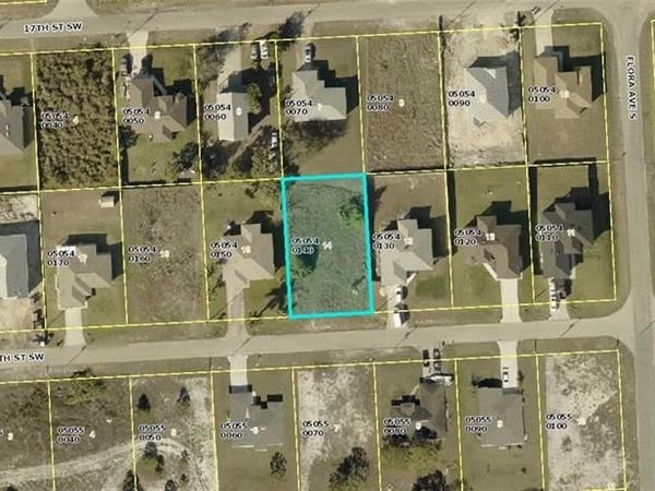 2806 18th ST SW, LEHIGH ACRES, FL 33976