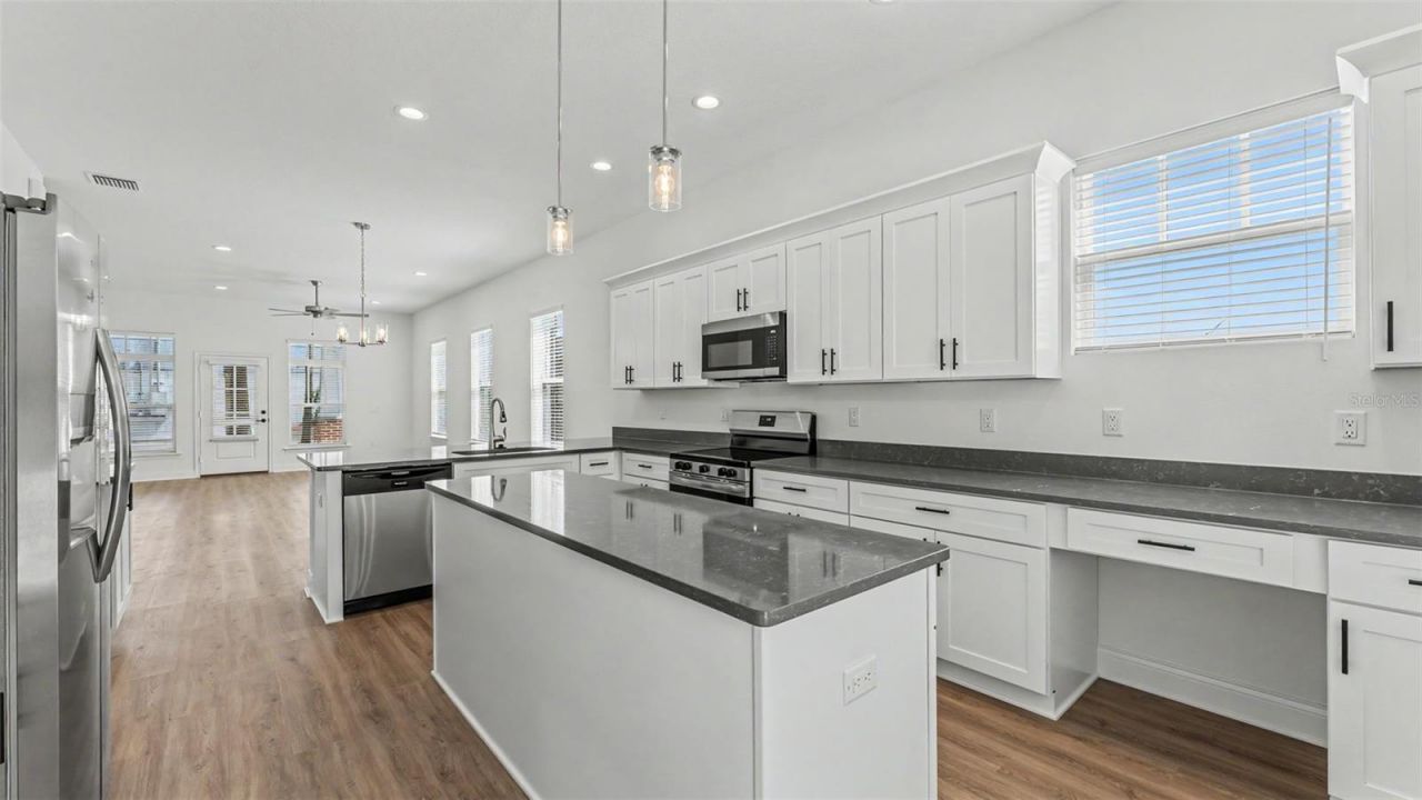 1031 E Lime Street , Lakeland, FL 33801 Photo