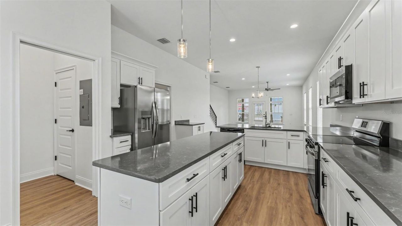 1031 E Lime Street , Lakeland, FL 33801 Photo