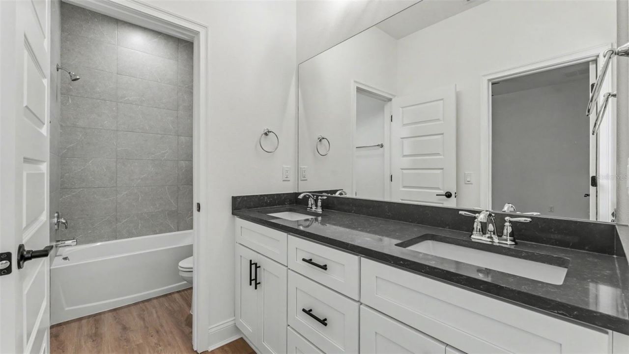 1031 E Lime Street , Lakeland, FL 33801 Photo