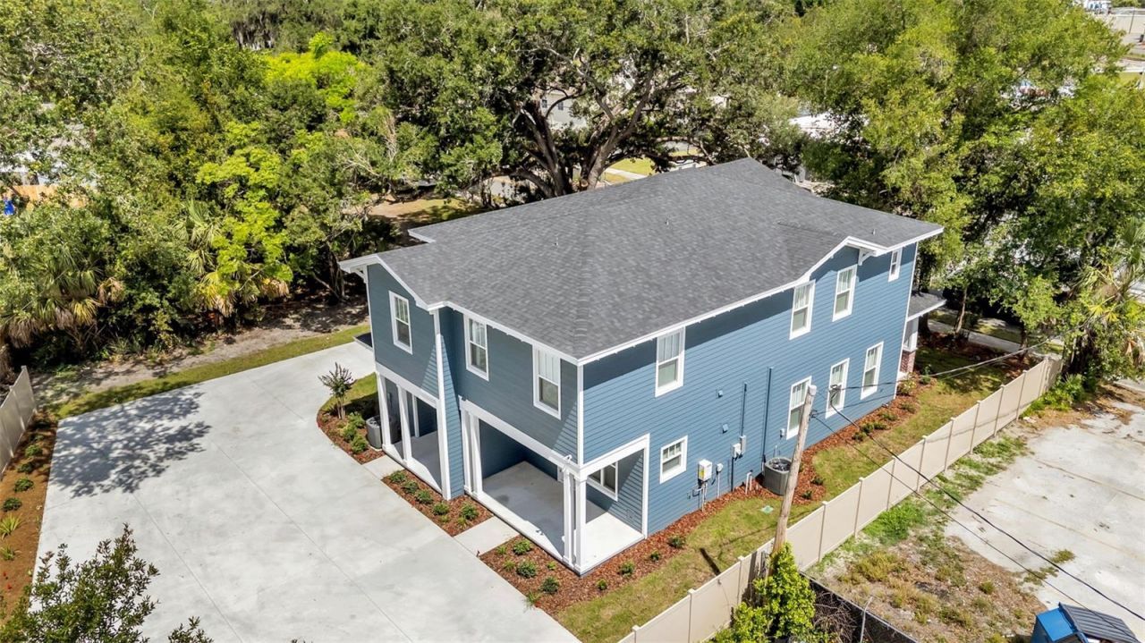 1031 E Lime Street , Lakeland, FL 33801 Photo