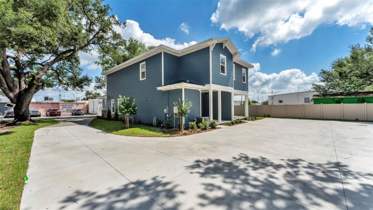 1031 E Lime Street , Lakeland, FL 33801 Photo