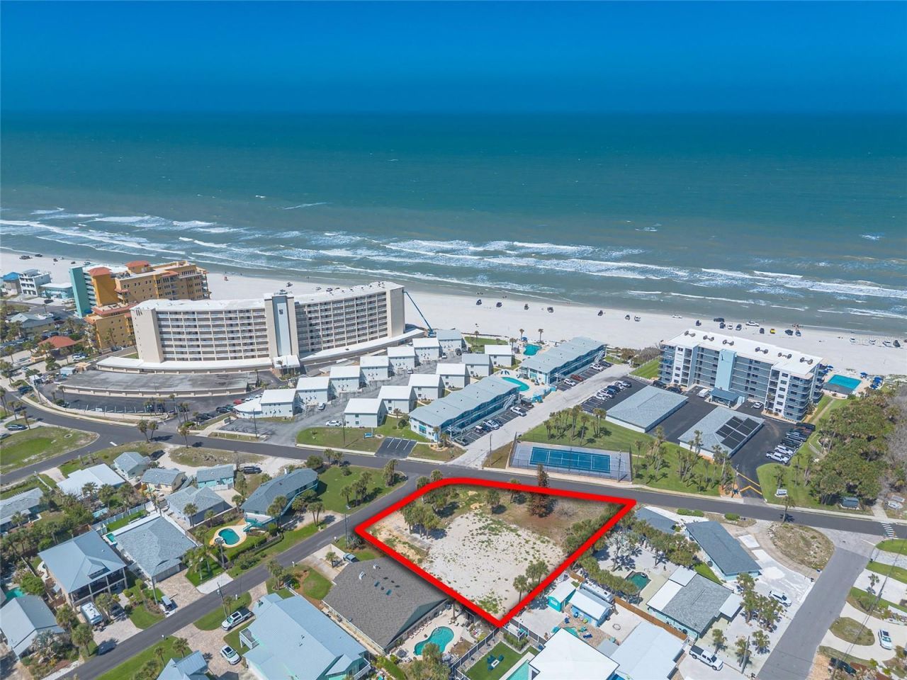 327 Due East Street, New Smyrna Beach, FL 32169 Photo