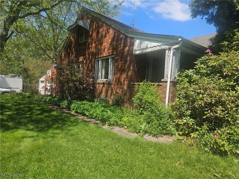 4070 Broadway, Lorain, OH 44052 Photo 8