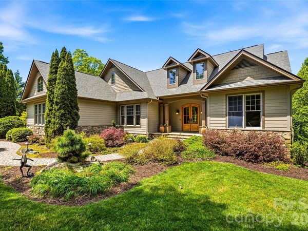 135 Crossvine Trail , Hendersonville, NC 28739