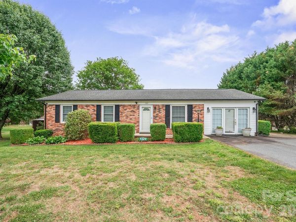 1329 Landsdowne Drive , Conover, NC 28613