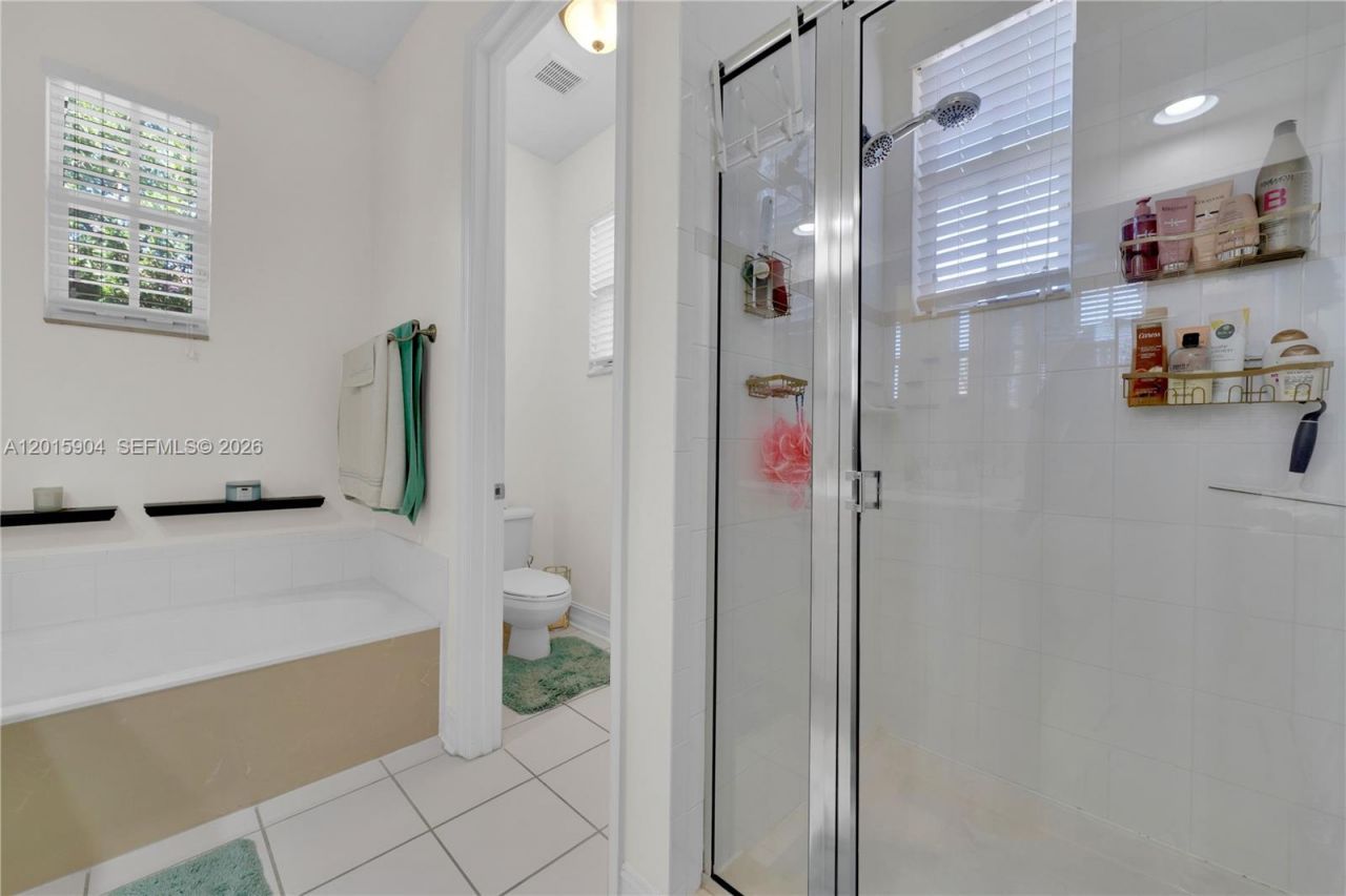 6893 Julia Gardens Dr , Coconut Creek, FL 33073 Photo