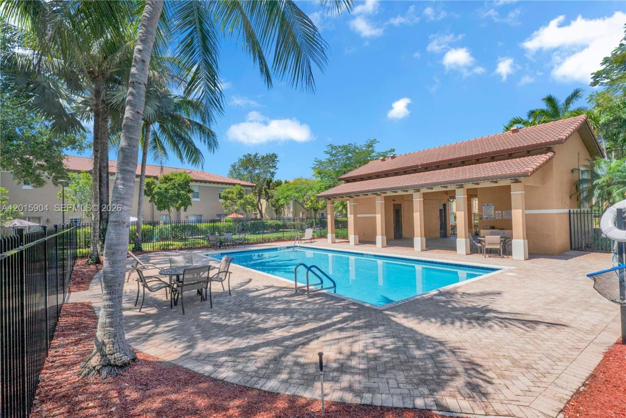 6893 Julia Gardens Dr , Coconut Creek, FL 33073 Photo