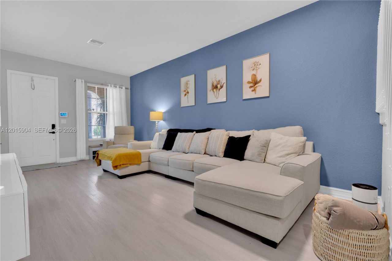 6893 Julia Gardens Dr , Coconut Creek, FL 33073 Photo