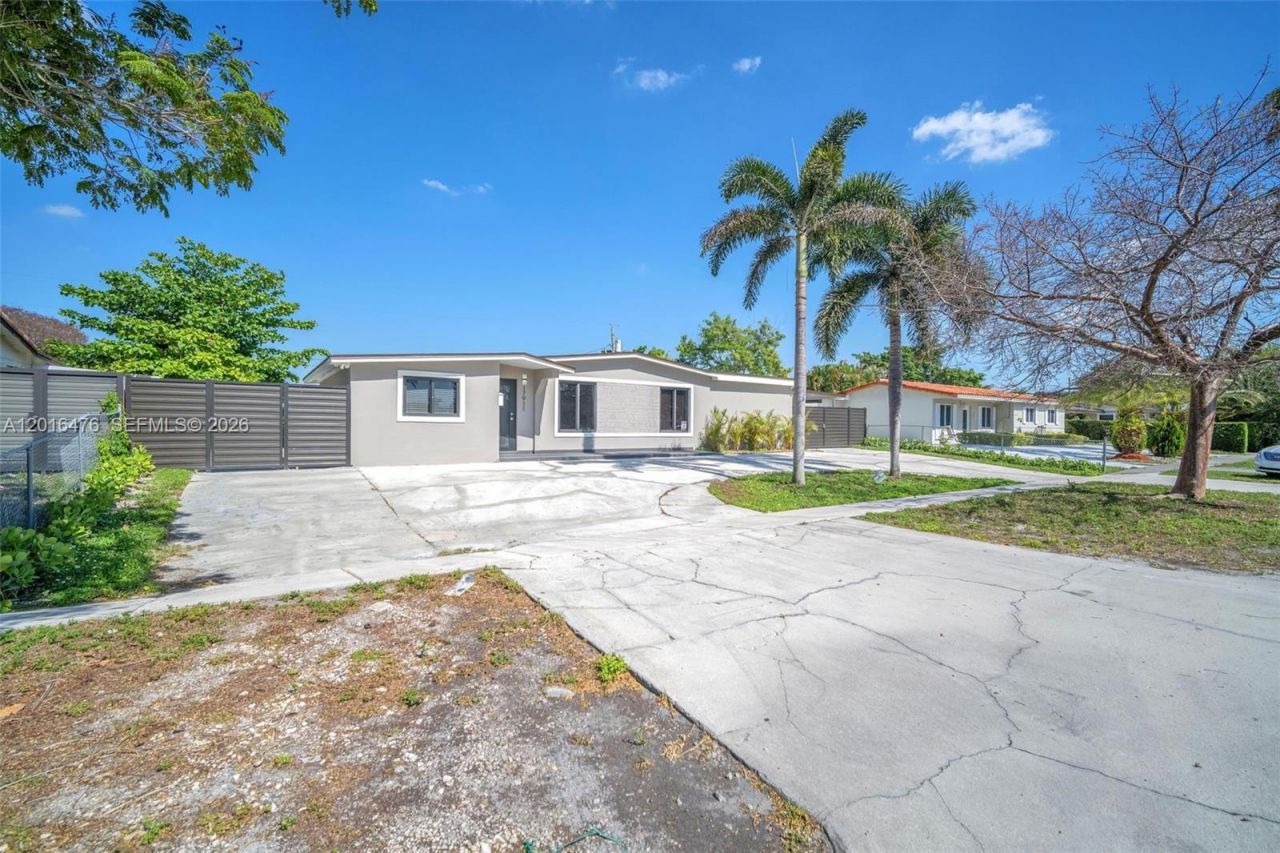 17911 NW 82nd Ave , Hialeah, FL 33015 Photo