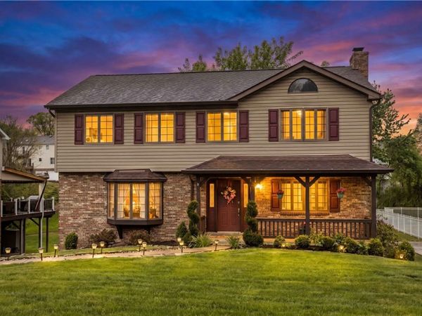 215 Church Dr. , Coraopolis, PA 15108