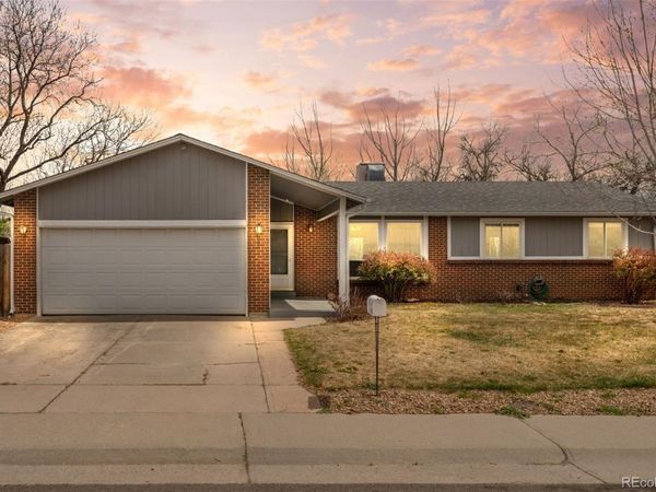 1142 S Owens Street , Denver, CO 80232