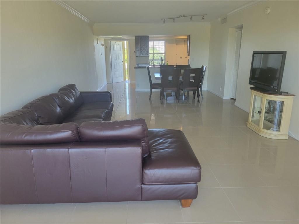 3050 N Palm Aire Drive, Unit 508, Pompano Beach, FL 33069 Photo