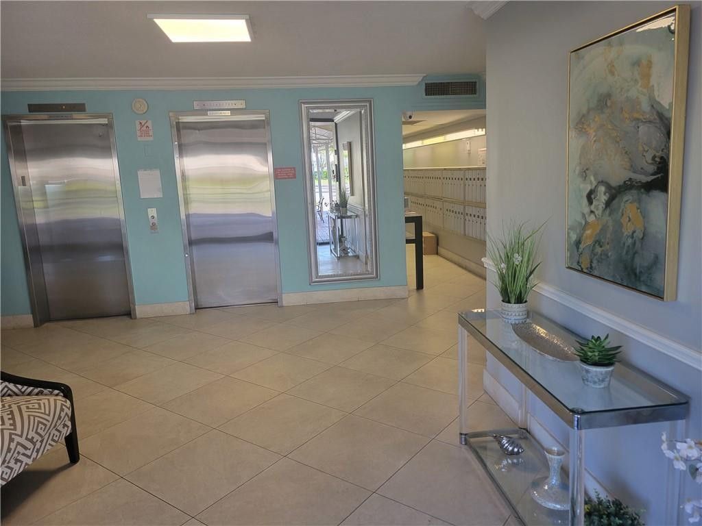 3050 N Palm Aire Drive, Unit 508, Pompano Beach, FL 33069 Photo