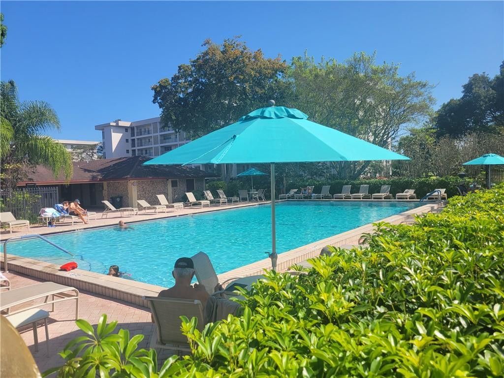 3050 N Palm Aire Drive, Unit 508, Pompano Beach, FL 33069 Photo