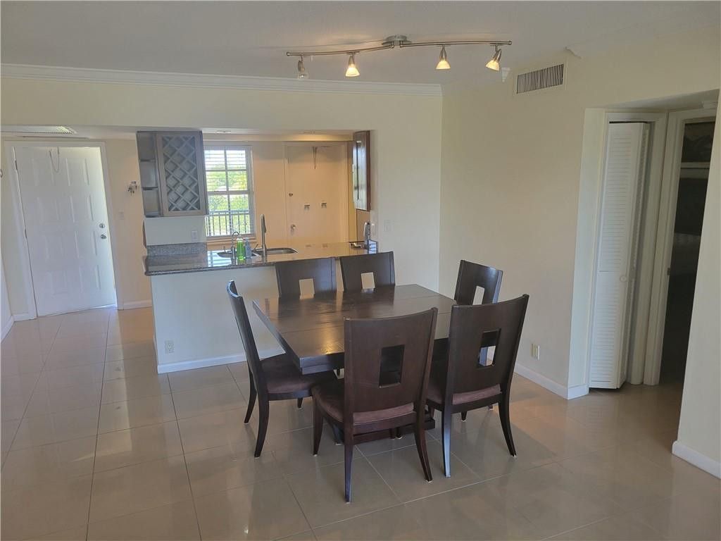 3050 N Palm Aire Drive, Unit 508, Pompano Beach, FL 33069 Photo
