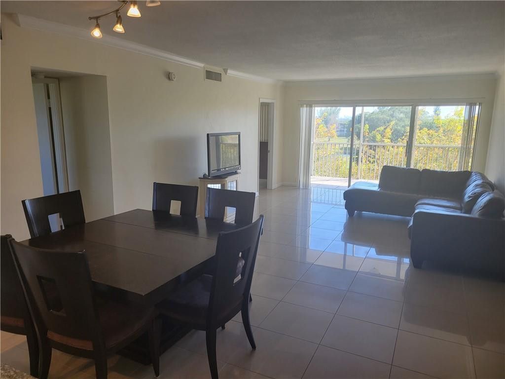 3050 N Palm Aire Drive, Unit 508, Pompano Beach, FL 33069 Photo