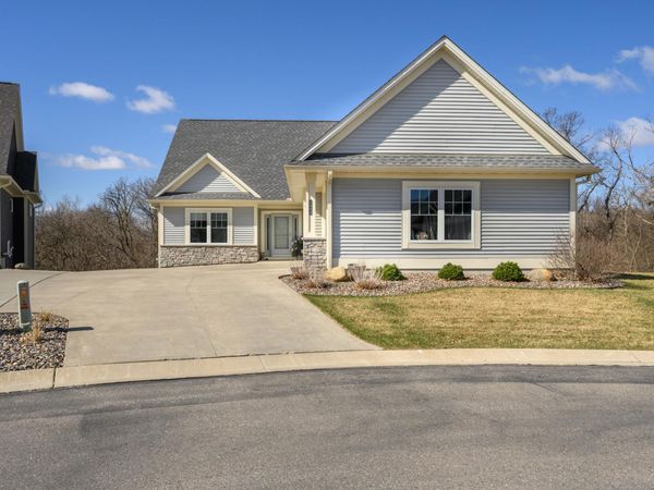 2484 Woodstone Lane SW, Rochester, MN 55902