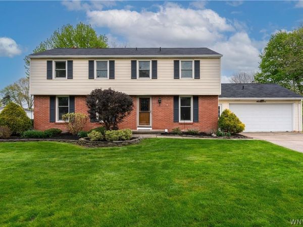 17 Fox Chapel Court, Buffalo, NY 14221