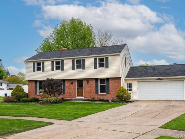 17 Fox Chapel Court, Buffalo, NY 14221