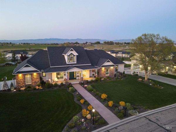 414 E Shafer View Dr, Meridian, ID 83642