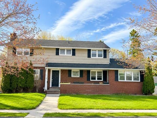 612 S 4th Avenue, Alpena, MI 49707