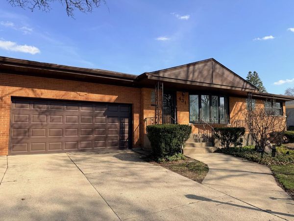 431 S Rammer Avenue, Arlington Heights, IL 60004