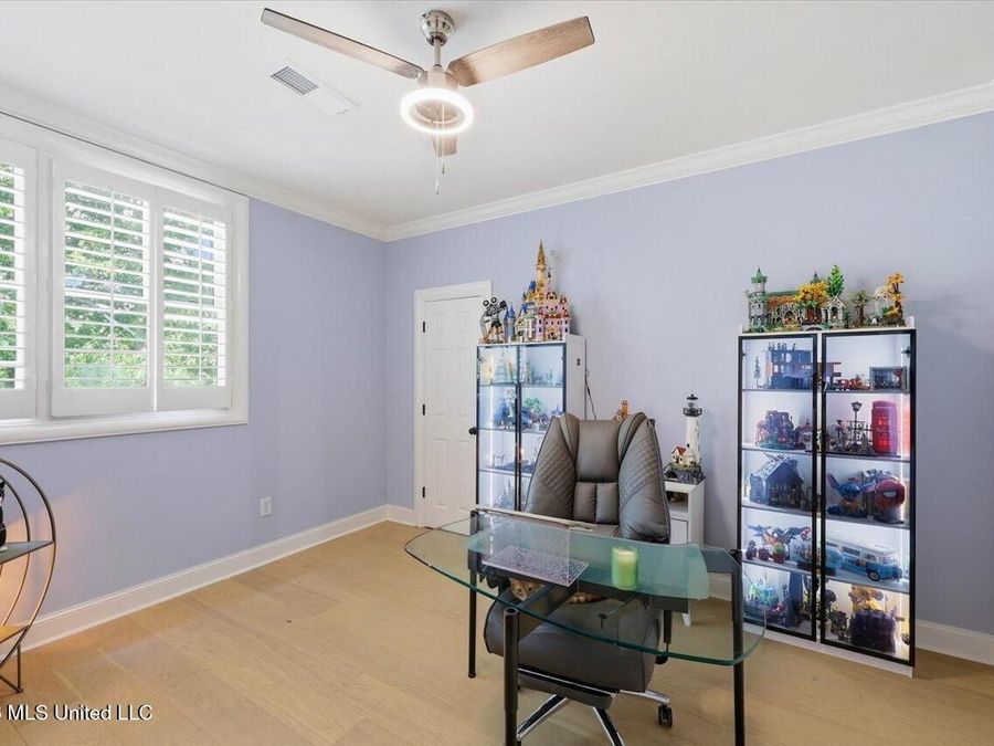 Property Image 36