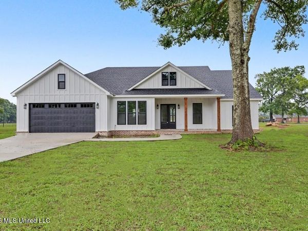 13178 Hwy 613 , Lucedale, MS 39452