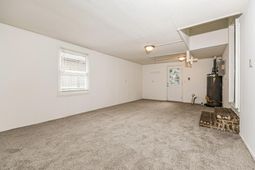 8397 Glenford Road photo 4