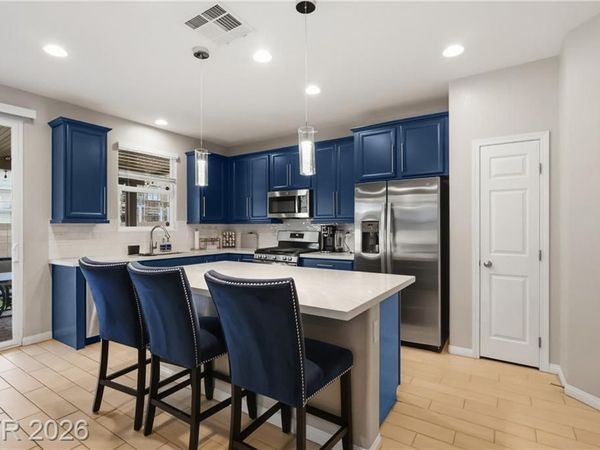 1921 Rini Ridge Avenue, North Las Vegas, NV 89031