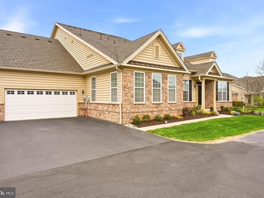 1190 Webb Drive, Perkasie, PA 18944 Main Photo