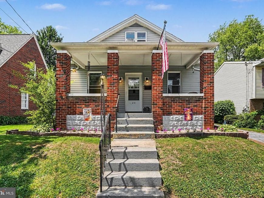 231 Walton Street, Lemoyne, PA 17043 Main Photo