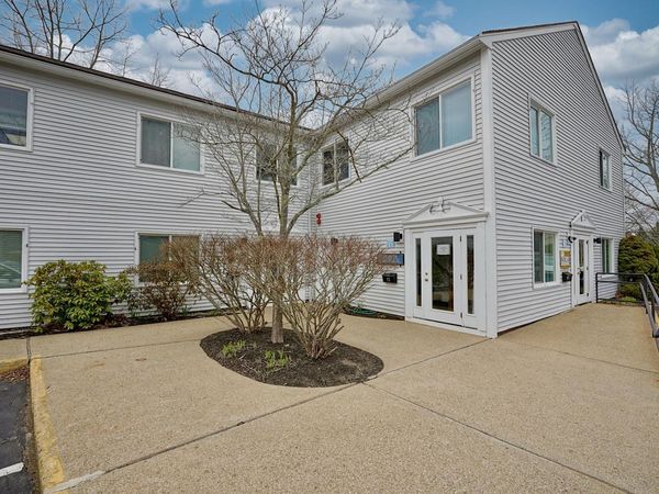 24 Stickney Terrace, Unit 11, Hampton, NH 03842